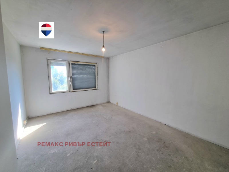 Продава 3-СТАЕН, град Русе, Дружба 3 • 92900 € / 181696.61 лв. • 33521872 1 — Holmes.bg Продава 3-СТАЕН, град Русе, Дружба 3 • 92900 € / 181696.61 лв. • 33521872 1
