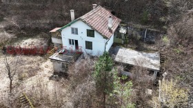 Продава Къща, с. Луково