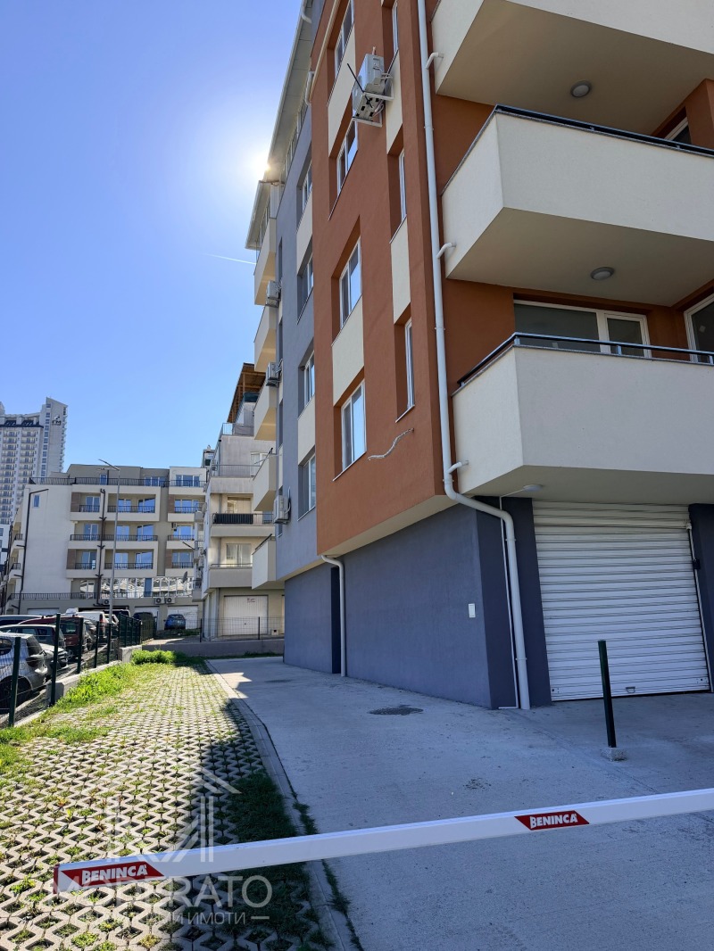 Продава ГАРАЖ, ПАРКОМЯСТО, град Бургас, Меден рудник - зона В • 10500 € / 20536.22 лв. • 12917535 1 — Holmes.bg Продава ГАРАЖ, ПАРКОМЯСТО, град Бургас, Меден рудник - зона В • 10500 € / 20536.22 лв. • 12917535 1