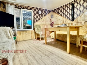 Продава Къща, град Добрич