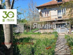 Продава Къща, с. Искър