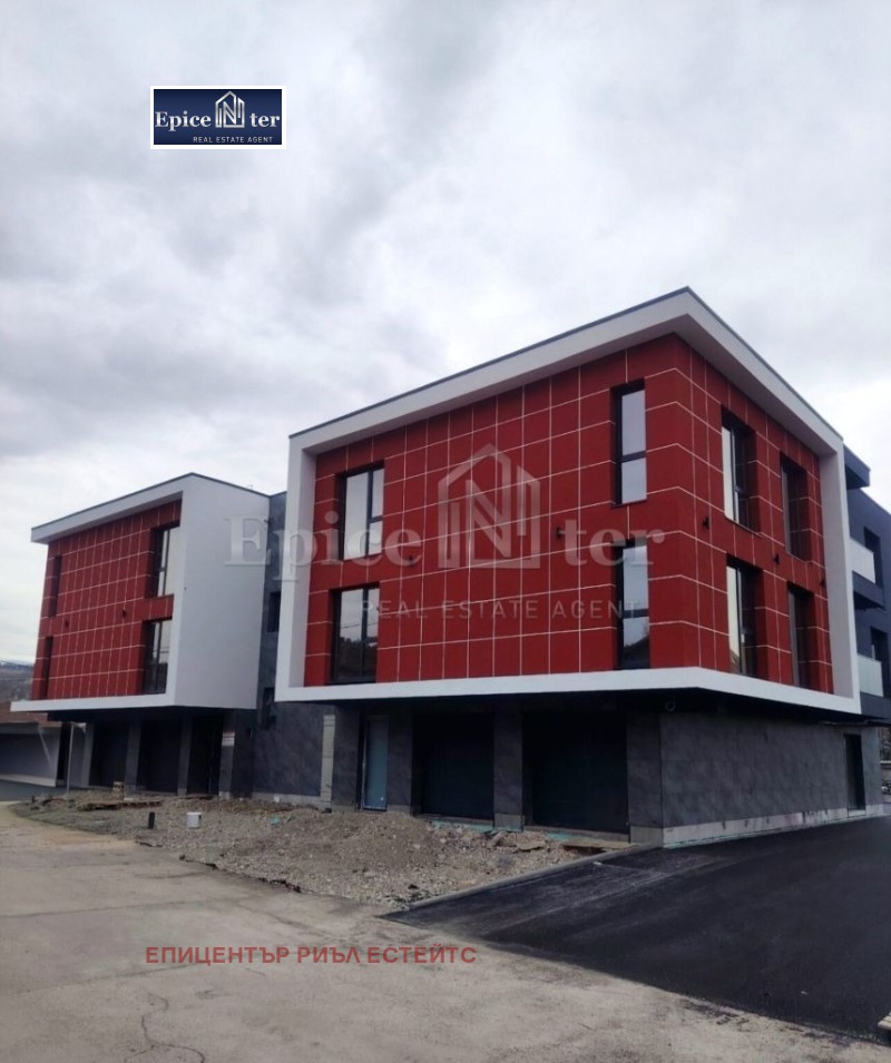 Продава 3-СТАЕН, град Перник, Мошино • 134500 € / 263059.14 лв. • 21009926 1 — Holmes.bg Продава 3-СТАЕН, град Перник, Мошино • 134500 € / 263059.14 лв. • 21009926 1