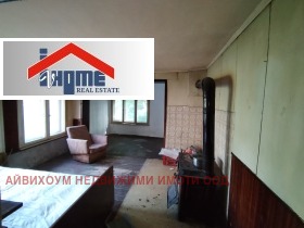 Обява Продава КЪЩА,с. Комарево, област Плевен