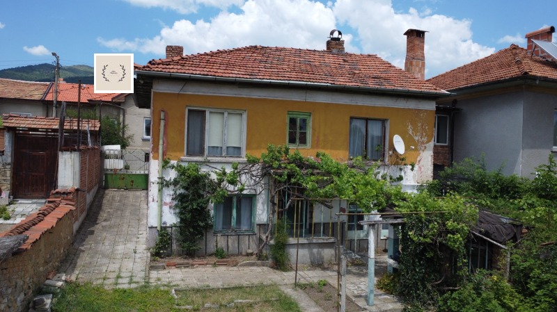 Продава КЪЩА, област София, с. Мирково • 75000 € • 38019466 1 — Holmes.bg Продава КЪЩА, област София, с. Мирково • 75000 € • 38019466 1