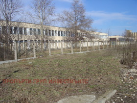 Продажба на промишлени помещения в област Плевен - изображение 10 