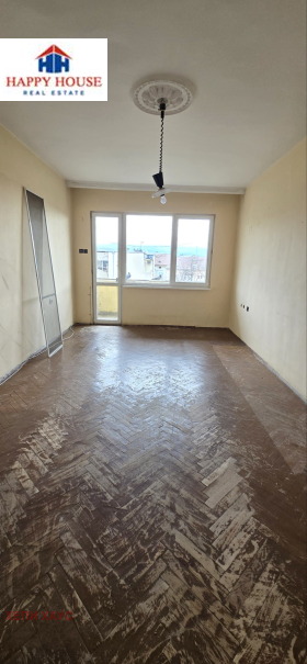 Обява Продава 3-СТАЕН,град Благоевград, Идеален център