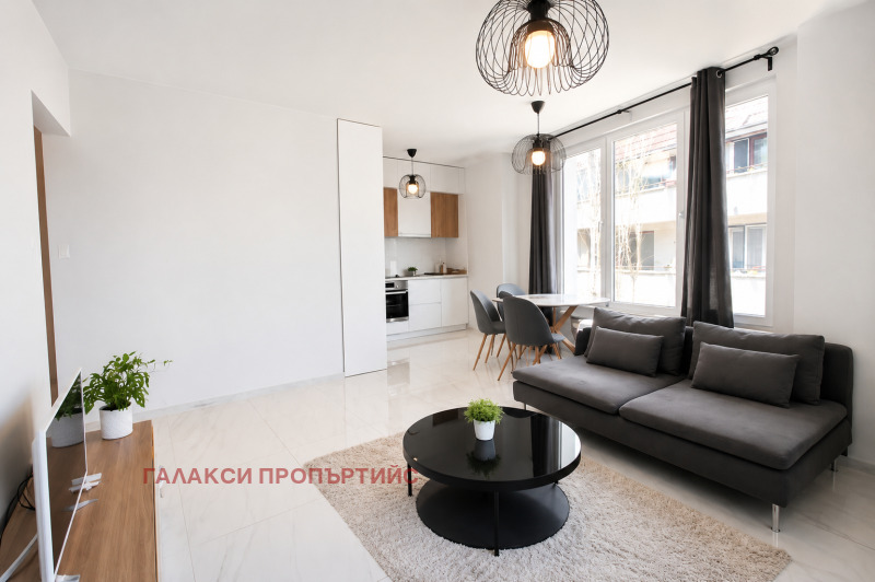 Продава 2-СТАЕН, град София, Витоша • 243000 € / 475266.69 лв. • 86882657 1 — Holmes.bg Продава 2-СТАЕН, град София, Витоша • 243000 € / 475266.69 лв. • 86882657 1