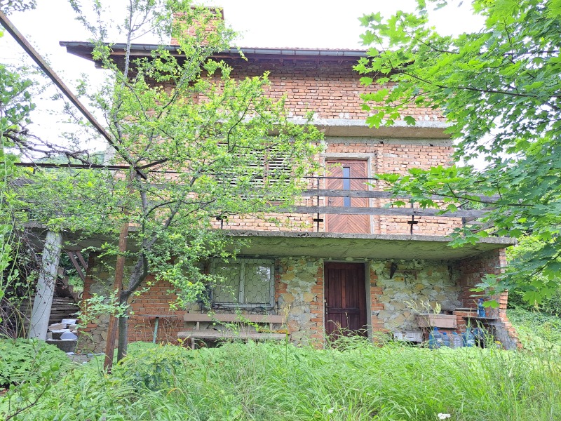 Продава  Къща, област Пловдив, с. Белащица • 78 000 EUR • ID 23941205 — holmes.bg - [1] 