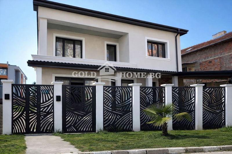 Продава КЪЩА, град Пазарджик, Устрем • 387000 € / 756906.21 лв. • 44676897 1 — Holmes.bg Продава КЪЩА, град Пазарджик, Устрем • 387000 € / 756906.21 лв. • 44676897 1