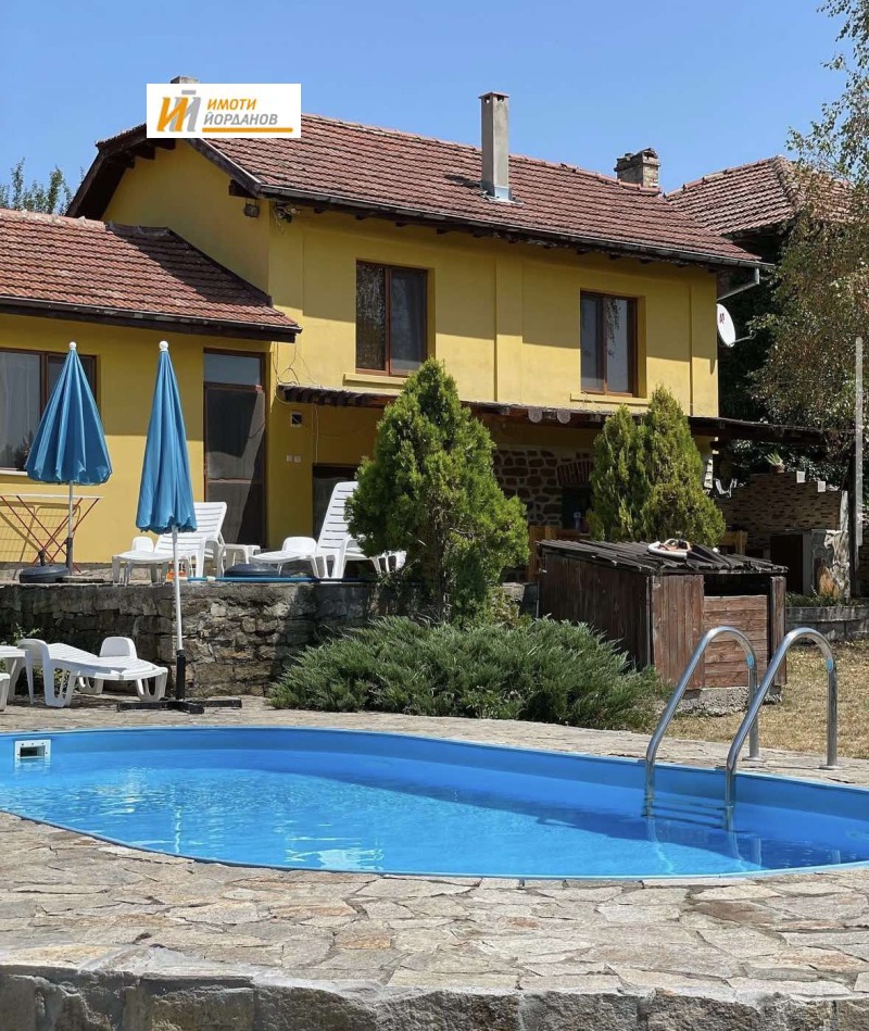 Продава КЪЩА, област Велико Търново, с. Коевци • 128750 € / 251813.11 лв. • 33101653 1 — Holmes.bg Продава КЪЩА, област Велико Търново, с. Коевци • 128750 € / 251813.11 лв. • 33101653 1