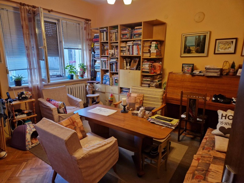 Продава 2-СТАЕН, град София, Център • 209000 € / 408768.47 лв. • 37832307 1 — Holmes.bg Продава 2-СТАЕН, град София, Център • 209000 € / 408768.47 лв. • 37832307 1