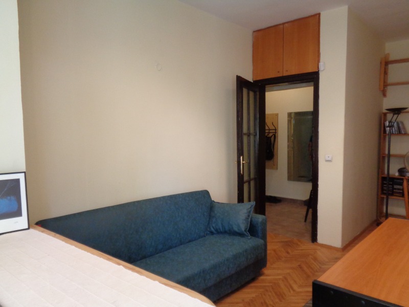 Продава 1-СТАЕН, град София, Център • 220000 € / 430282.60 лв. • 71229427 1 — Holmes.bg Продава 1-СТАЕН, град София, Център • 220000 € / 430282.60 лв. • 71229427 1