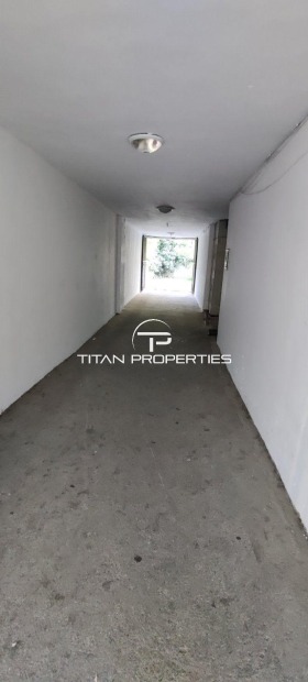 ГАРАЖ, ПАРКОМЯСТО, 90 m2 - Holmes.bg ГАРАЖ, ПАРКОМЯСТО, 90 m2