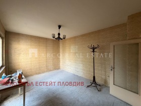 Продава 2-стаен, град Пловдив