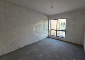 Обява Продава 3-СТАЕН,град Русе, Център