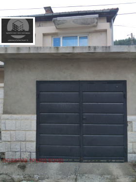 Обява Продава КЪЩА,гр. Дупница, област Кюстендил