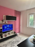 Продава КЪЩА, област Пловдив, гр. Карлово • 235000 € / 459620.05 лв. • 75499487 2 — Holmes.bg Продава КЪЩА, област Пловдив, гр. Карлово • 235000 € / 459620.05 лв. • 75499487 2