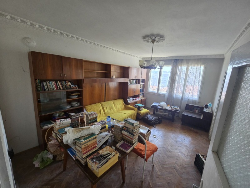 Продава 3-СТАЕН, град Шумен, Математическа гимназия • 209000 € • 80114662 1 — Holmes.bg Продава 3-СТАЕН, град Шумен, Математическа гимназия • 209000 € • 80114662 1