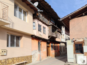 Продажба на къщи в град Велико Търново - изображение 18 