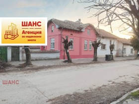Продава Къща, с. Горни Дъбник