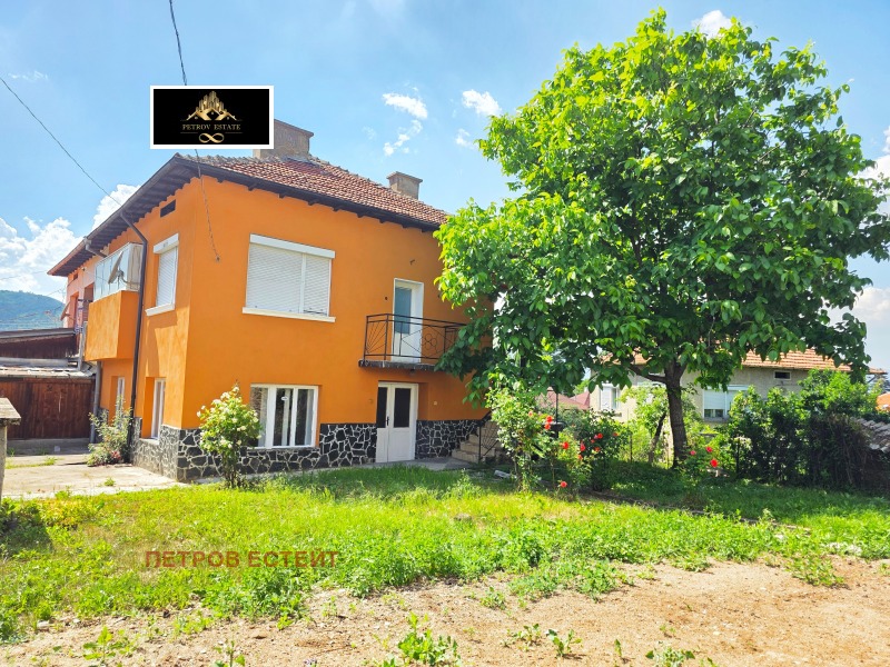 Продава КЪЩА, област Пазарджик, гр. Ракитово • 135000 € / 264037.05 лв. • 11337398 1 — Holmes.bg Продава КЪЩА, област Пазарджик, гр. Ракитово • 135000 € / 264037.05 лв. • 11337398 1