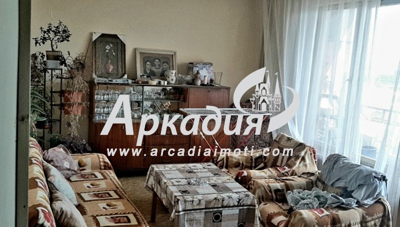Продава  3-стаен, град Пловдив, Тракия • 98 500 EUR • ID 14640211 — holmes.bg - [1] 