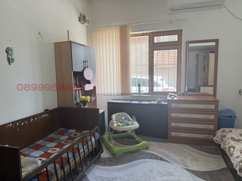 Продава ЕТАЖ ОТ КЪЩА, град Сливен, Ново село • 65000 € / 127128.95 лв. • 95281752 1 — Holmes.bg Продава ЕТАЖ ОТ КЪЩА, град Сливен, Ново село • 65000 € / 127128.95 лв. • 95281752 1
