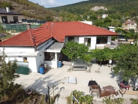 КЪЩА, 300 m2 - Holmes.bg КЪЩА, 300 m2