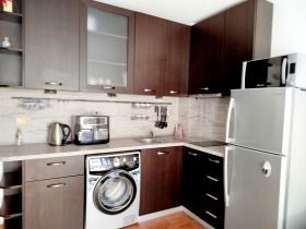 Обява Продава 3-СТАЕН,с. Кранево, област Добрич
