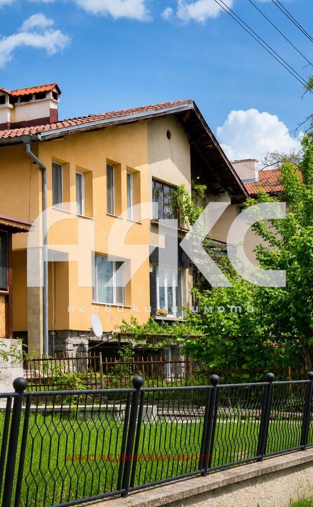 Продава ЕТАЖ ОТ КЪЩА, град София, гр. Банкя • 110000 € • 39201824 1 — Holmes.bg Продава ЕТАЖ ОТ КЪЩА, град София, гр. Банкя • 110000 € • 39201824 1