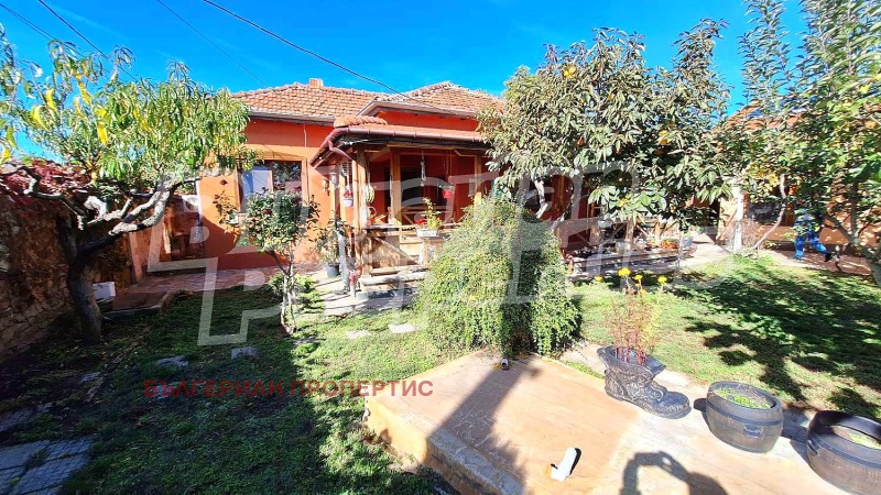 Продава КЪЩА, област Пазарджик, с. Левски • 115000 € / 224920.45 лв. • 55793112 1 — Holmes.bg Продава КЪЩА, област Пазарджик, с. Левски • 115000 € / 224920.45 лв. • 55793112 1