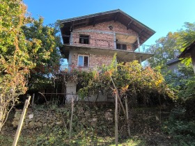 Обява Продава КЪЩА,с. Тияновци, област Видин