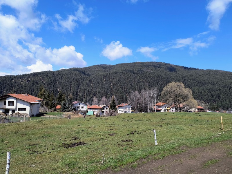 Продава ПАРЦЕЛ, област София, с. Говедарци • 48000 € • 74479757 1 — Holmes.bg Продава ПАРЦЕЛ, област София, с. Говедарци • 48000 € • 74479757 1