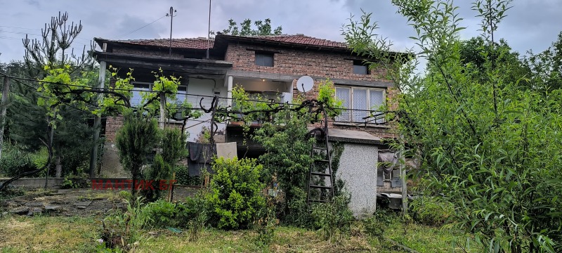 Продава КЪЩА, област Стара Загора, с. Дълбоки • 88000 € / 172113.04 лв. • 82693491 1 — Holmes.bg Продава КЪЩА, област Стара Загора, с. Дълбоки • 88000 € / 172113.04 лв. • 82693491 1