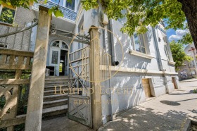 Обява Продава ЕТАЖ ОТ КЪЩА,град Плевен, Идеален център