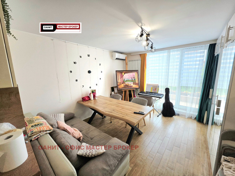 Продава 3-СТАЕН, град София, Център • 340000 € / 664982.20 лв. • 63295343 1 — Holmes.bg Продава 3-СТАЕН, град София, Център • 340000 € / 664982.20 лв. • 63295343 1