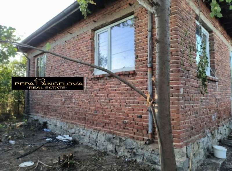 Продава КЪЩА, област Пловдив, с. Царимир • 61900 € / 121065.88 лв. • 58902727 1 — Holmes.bg Продава КЪЩА, област Пловдив, с. Царимир • 61900 € / 121065.88 лв. • 58902727 1