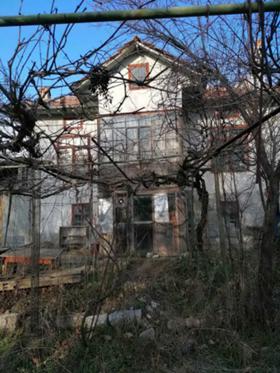 Продажба на имоти в с. Беляковец, област Велико Търново - изображение 1 