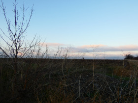 Обява Продава ПАРЦЕЛ,град София, Република 2