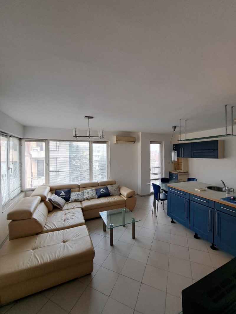 Продава МЕЗОНЕТ, град Бургас, Център • 255000 € / 498736.65 лв. • 99277415 1 — Holmes.bg Продава МЕЗОНЕТ, град Бургас, Център • 255000 € / 498736.65 лв. • 99277415 1