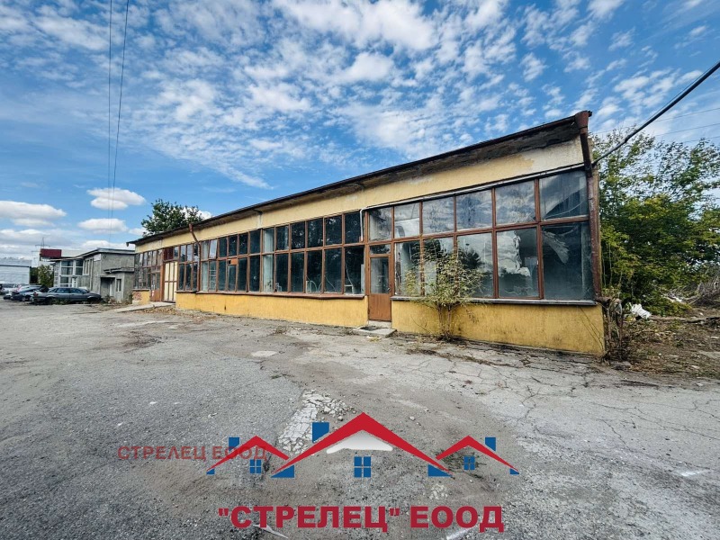 Продава ПРОМ. ПОМЕЩЕНИЕ, град Добрич, Промишлена зона - Север • 145000 € / 283595.35 лв. • 41008551 1 — Holmes.bg Продава ПРОМ. ПОМЕЩЕНИЕ, град Добрич, Промишлена зона - Север • 145000 € / 283595.35 лв. • 41008551 1
