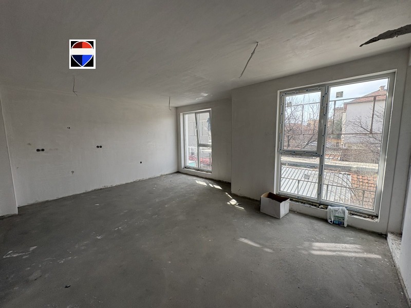 Продава 4-СТАЕН, град Пловдив, Коматево • 135000 € / 264037.05 лв. • 22830178 1 — Holmes.bg Продава 4-СТАЕН, град Пловдив, Коматево • 135000 € / 264037.05 лв. • 22830178 1