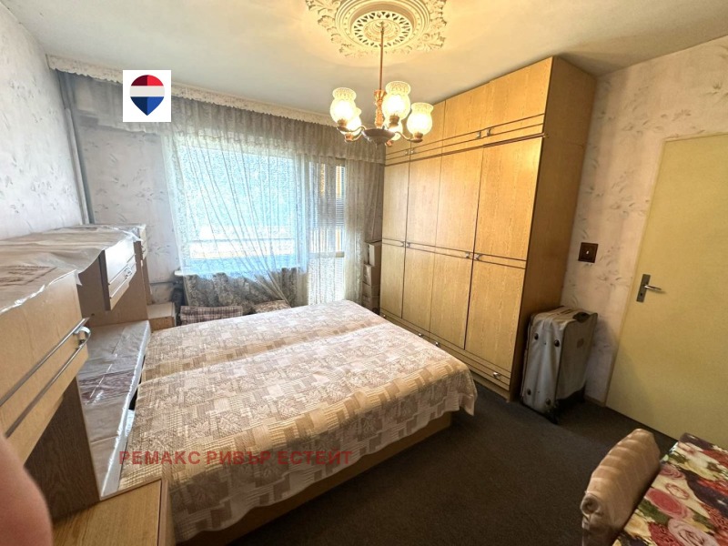 Продава 4-СТАЕН, град Русе, Здравец Север 1 • 132000 € • 20531398 1 — Holmes.bg Продава 4-СТАЕН, град Русе, Здравец Север 1 • 132000 € • 20531398 1