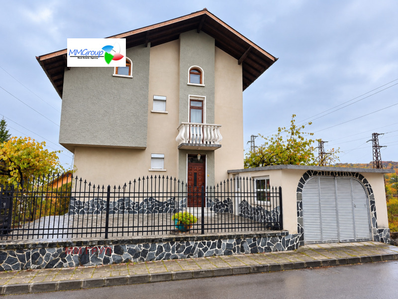 Продава КЪЩА, област Кюстендил, гр. Бобов дол • 125000 € • 71390118 1 — Holmes.bg Продава КЪЩА, област Кюстендил, гр. Бобов дол • 125000 € • 71390118 1