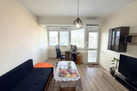 Продава 2-стаен, град София
