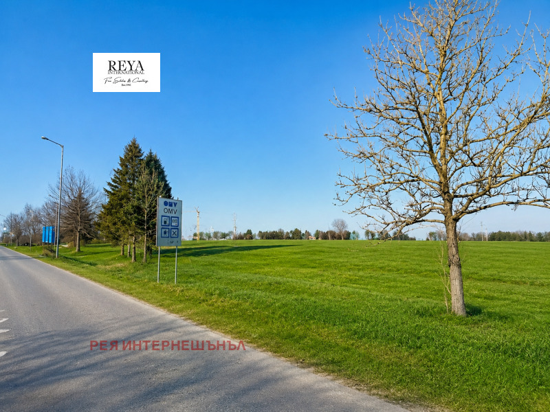 Продава ПАРЦЕЛ, град Русе, Нова промишлена зона • 920200 € / 1799754.77 лв. • 68979466 1 — Holmes.bg Продава ПАРЦЕЛ, град Русе, Нова промишлена зона • 920200 € / 1799754.77 лв. • 68979466 1