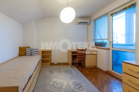 Обява Продава 2-СТАЕН,град Варна, Левски 1