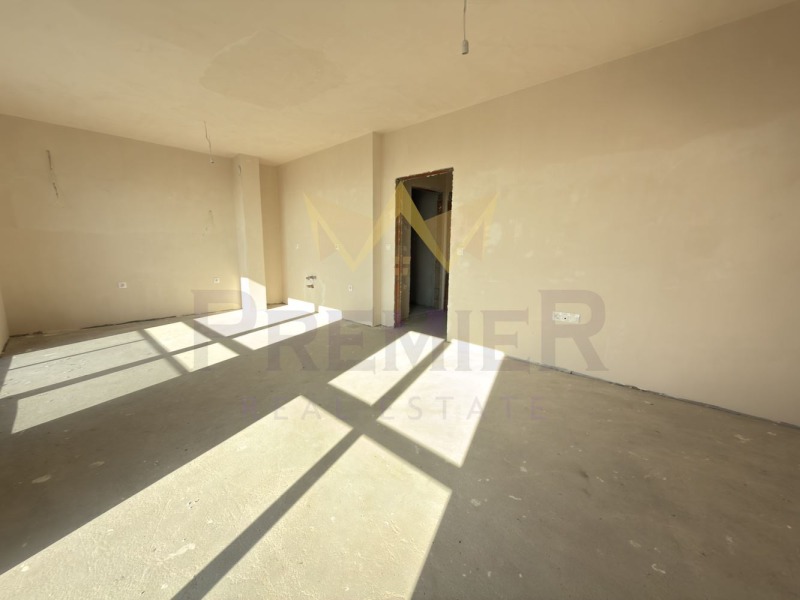 Продава 3-СТАЕН, град Варна, Левски 1 • 233000 € / 455708.39 лв. • 77738101 1 — Holmes.bg Продава 3-СТАЕН, град Варна, Левски 1 • 233000 € / 455708.39 лв. • 77738101 1