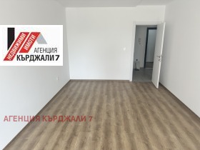 2-СТАЕН, 82 m2 - Holmes.bg 2-СТАЕН, 82 m2