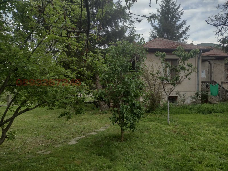 Продава КЪЩА, област Пловдив, с. Тополово • 68000 € / 132996.44 лв. • 11374488 1 — Holmes.bg Продава КЪЩА, област Пловдив, с. Тополово • 68000 € / 132996.44 лв. • 11374488 1